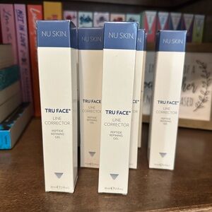 Nu Skin Tru Face Line Corrector